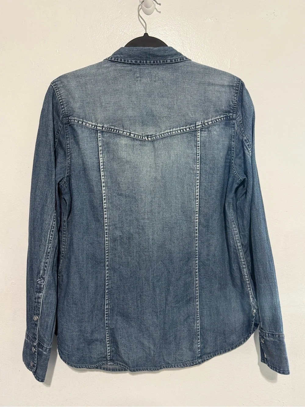 J.Crew Women’s 10P Petite Denim Western Shirt Pearl Snap 100% Cotton Blue
